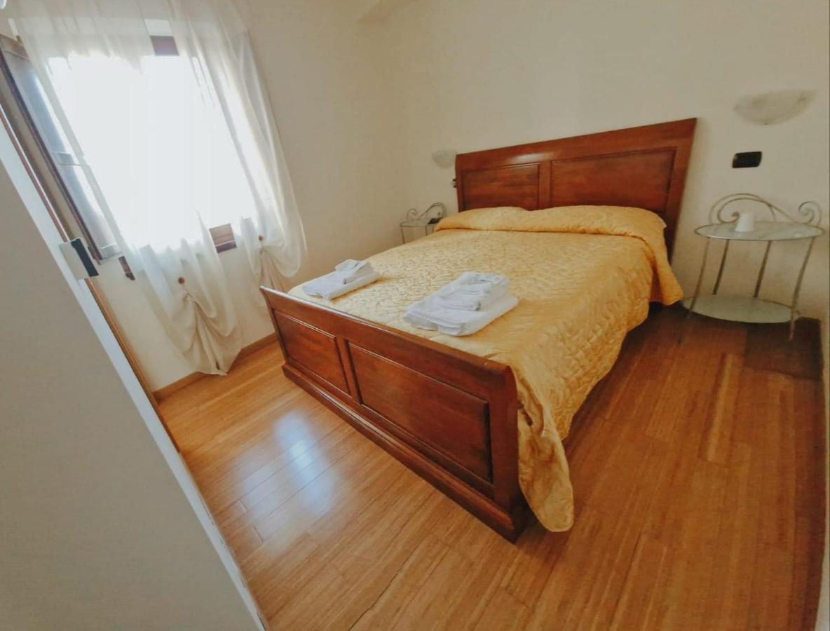 Casa Di Fiore Bad And Breakfast Bed and Breakfast San Giovanni in Fiore Exteriör bild